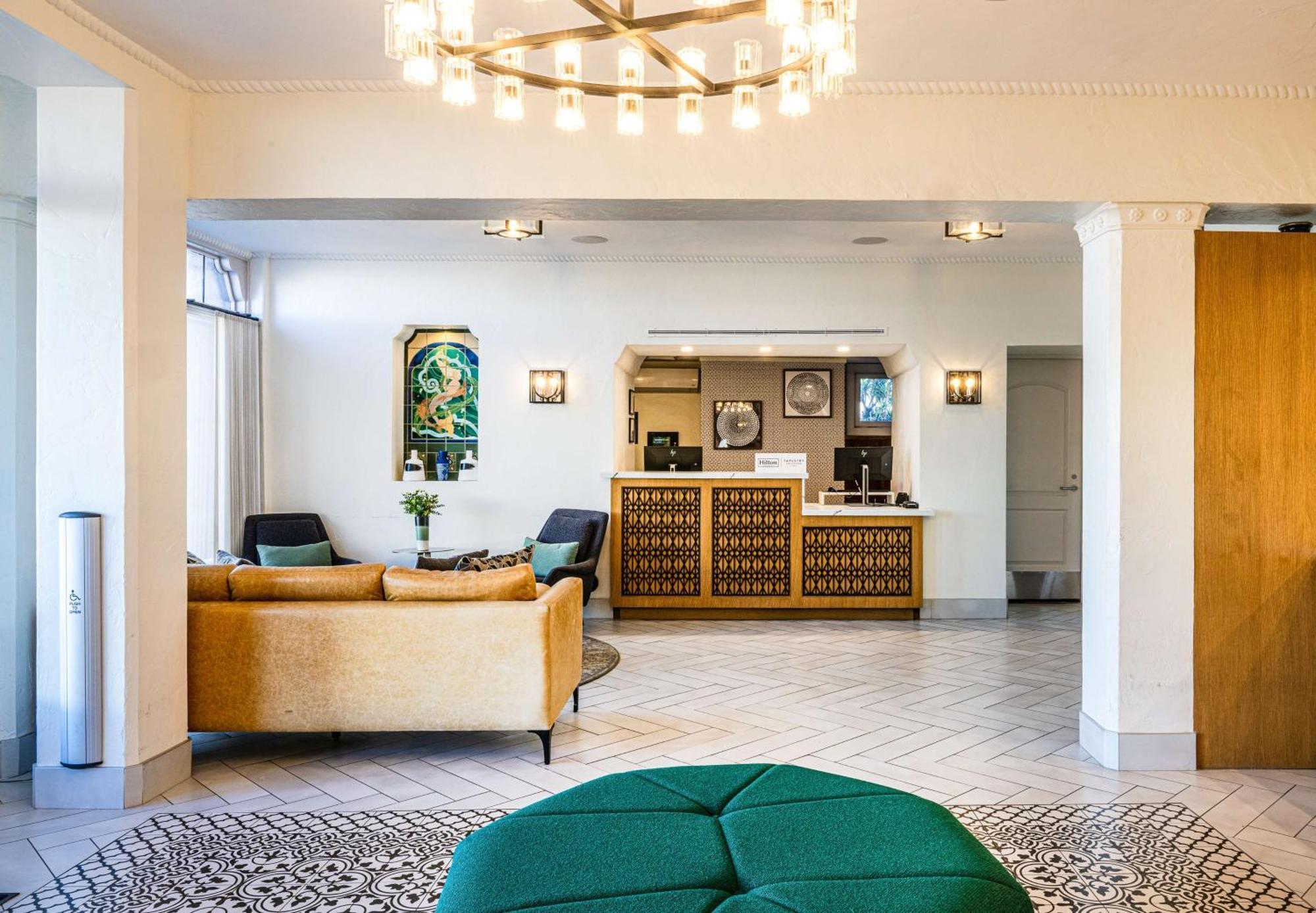 Hotel Virginia Santa Barbara, Tapestry Collection By Hilton Exterior foto